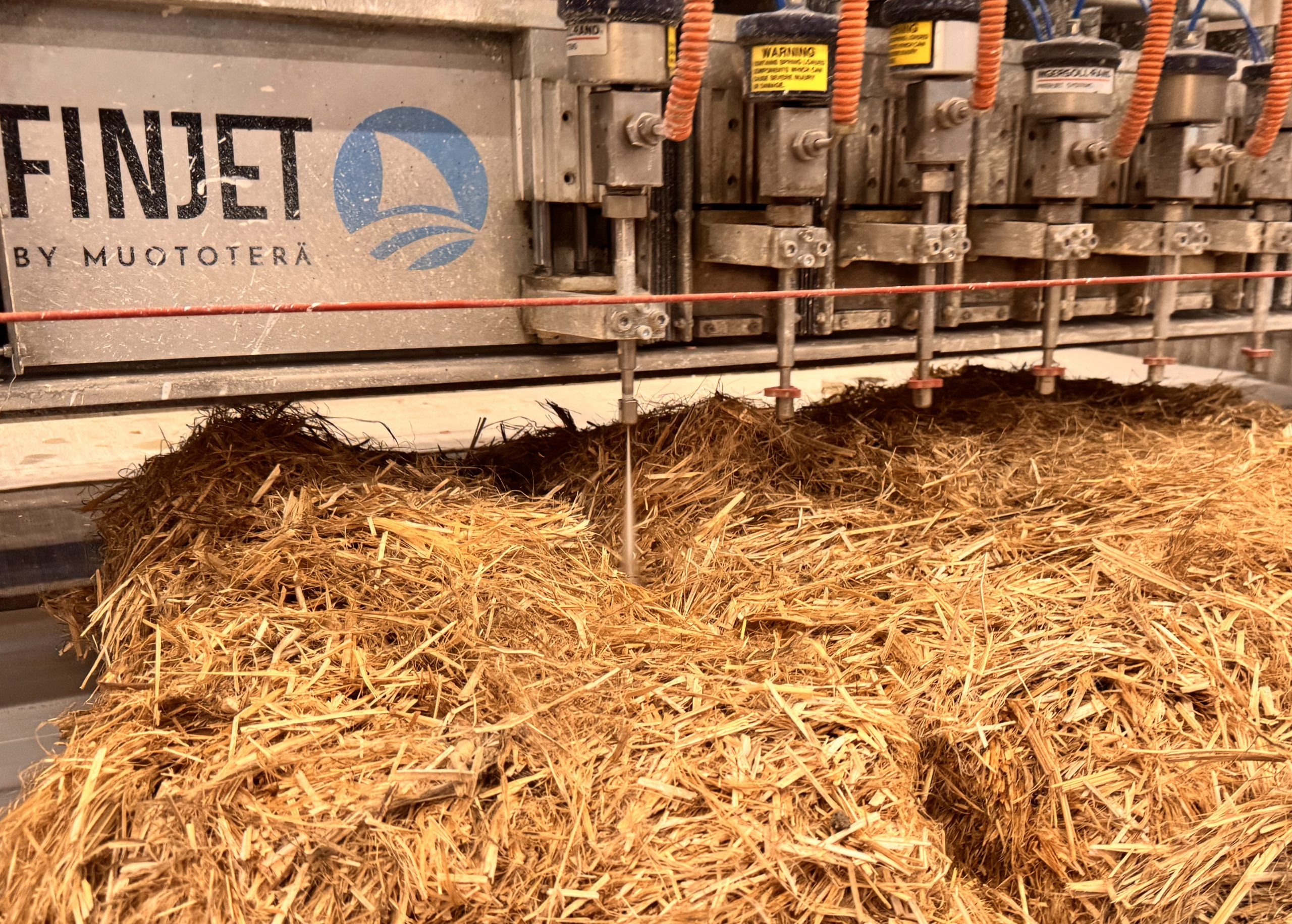 Weed cutting with waterjet